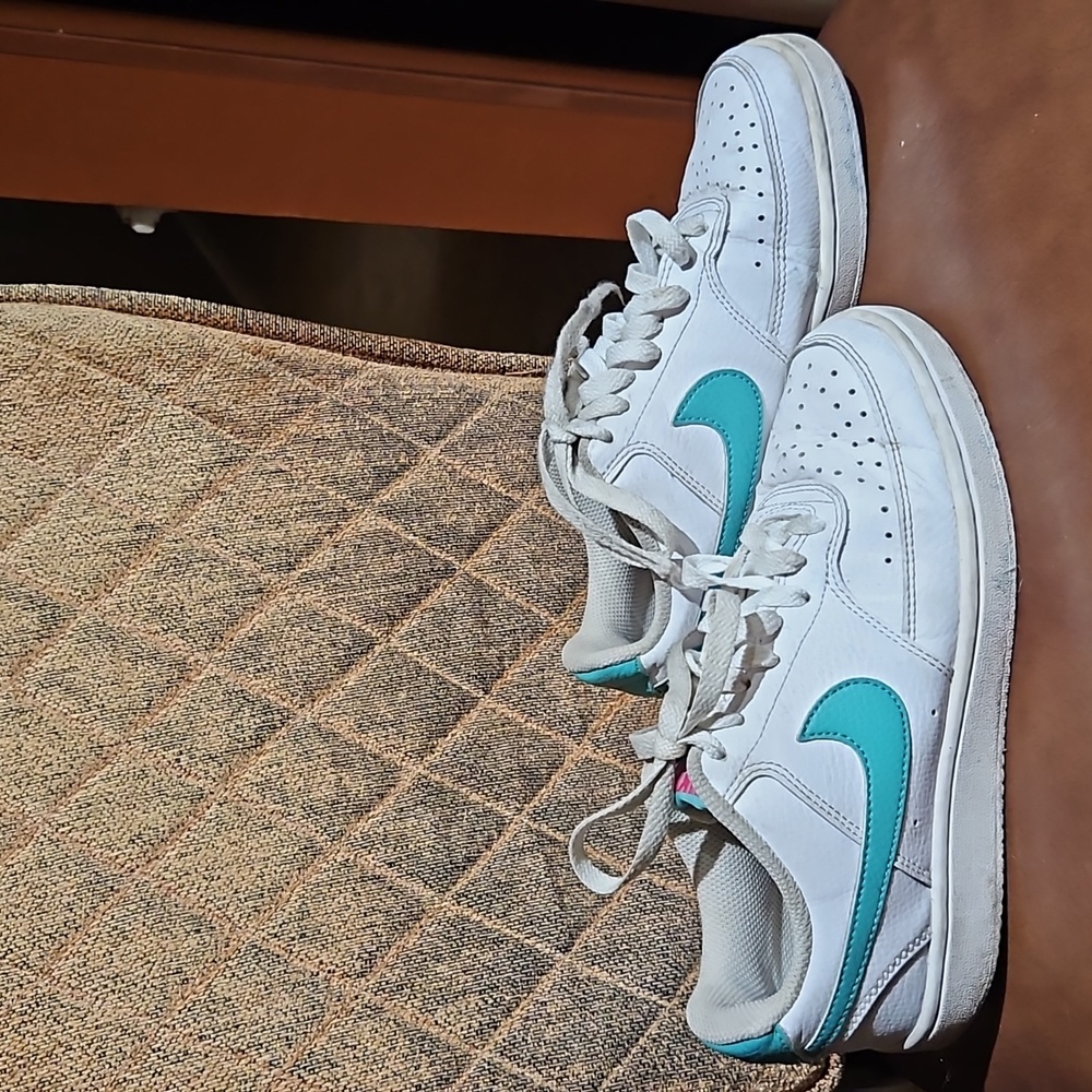 Nike White and Blue Sneakers